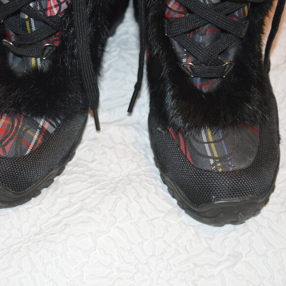 Vintage Coach Jennie Plaid Quilted Logo Pattern Boots with Rabbit Fur Trim - Picture 6 of 12